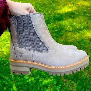 Timberland Courmayeur Valley Chelsea Tauoe Nubuck 7.5 BNIB